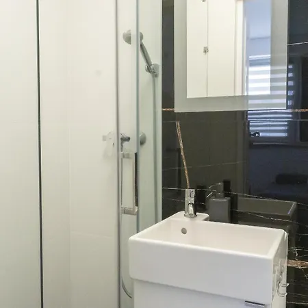 スリープフォーユー アパルタメンティ セントラム * ワルシャワ