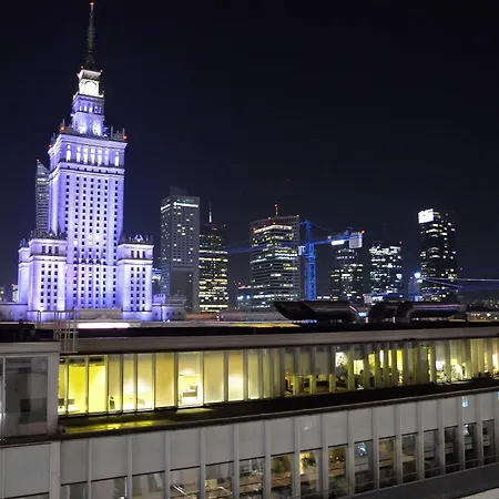 スリープフォーユー アパルタメンティ セントラム アパート *